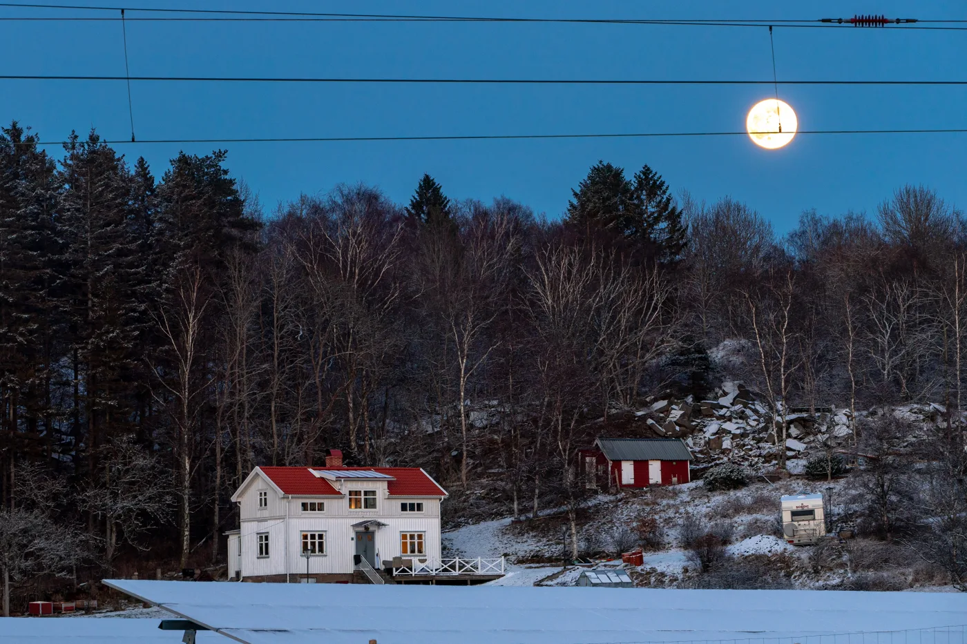Full Moon December 2026 UK: Supermoon 1.28am, 24 Dec